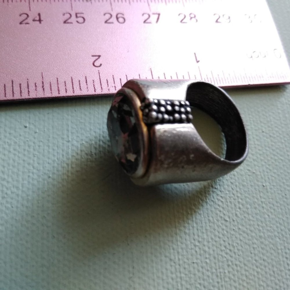 silver statement ring - Picture 2 of 3